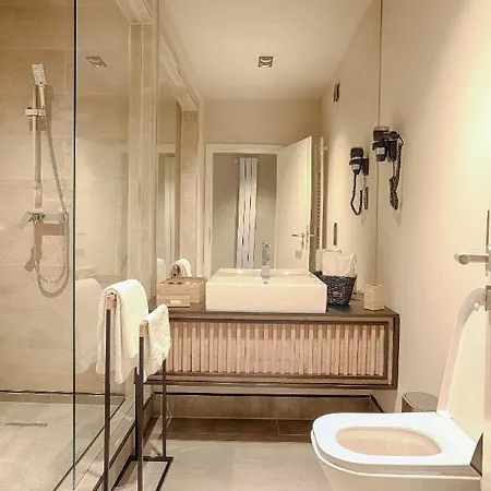 Nani Nani Boutique Otel Braşov