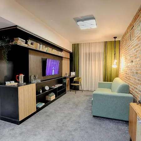 Nani Nani Boutique 3*