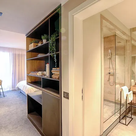 Nani Nani Boutique Hotel 3*