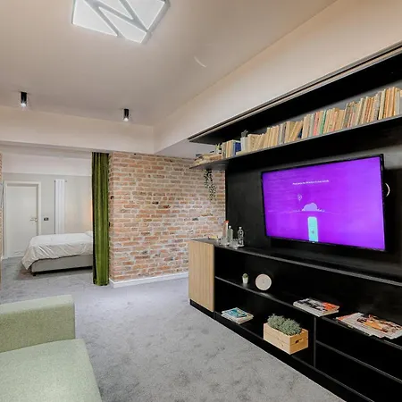 Nani Nani Boutique Hotel 3*